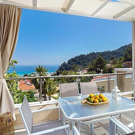 Inroy Sea View 4* لايميناس