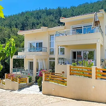 فندق Inroy Sea View
